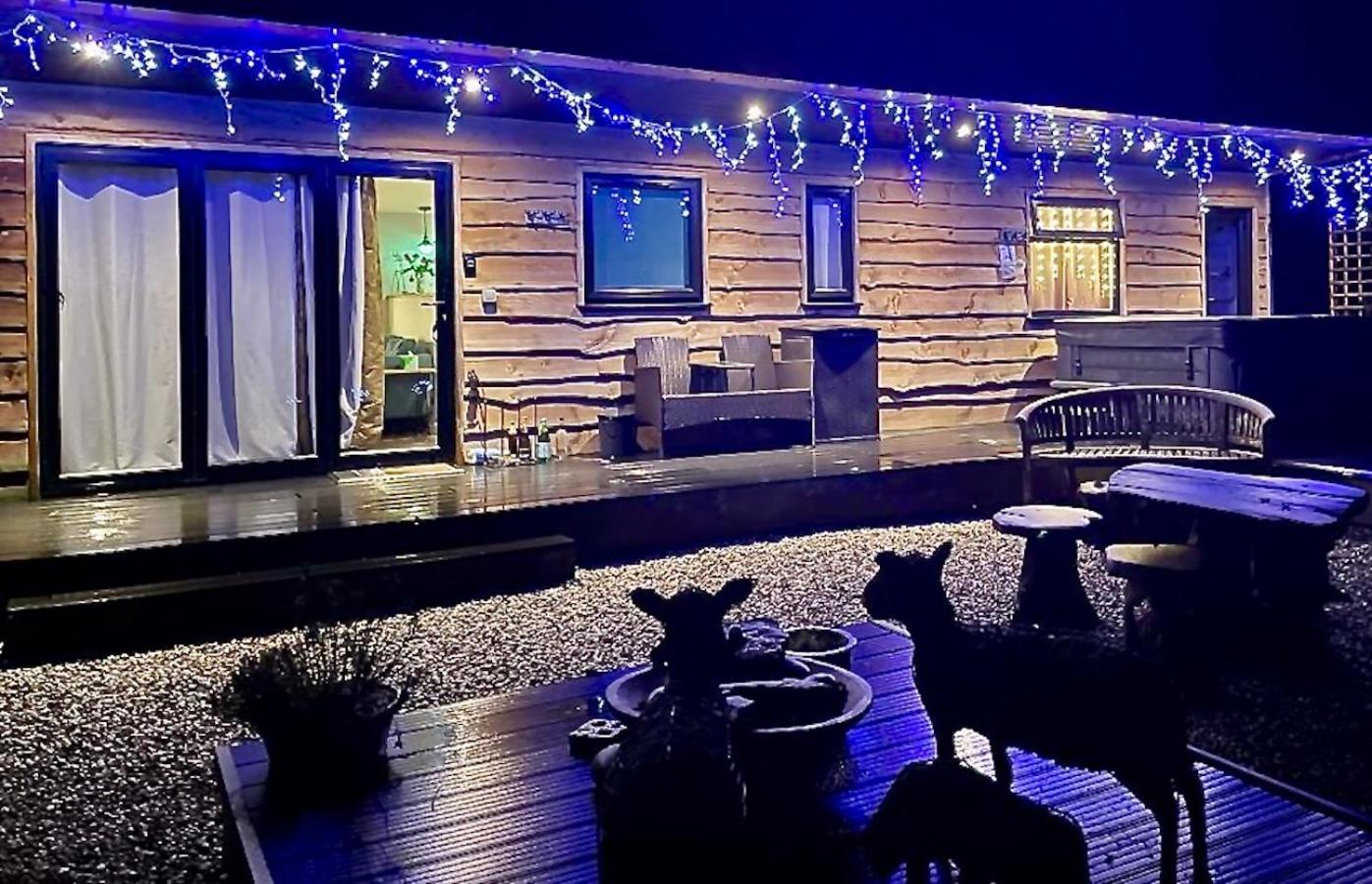 Merton Stargazing Retreat别墅 外观 照片